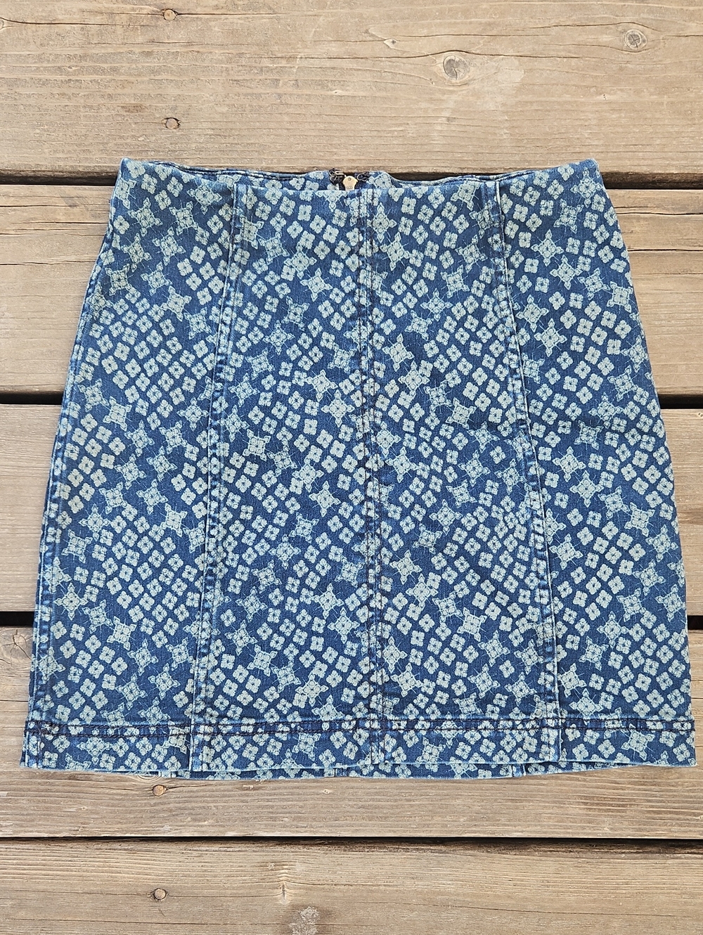 Free People Indigo Floral Print Denim Mini Skirt Size 4 Boho Cottagecore